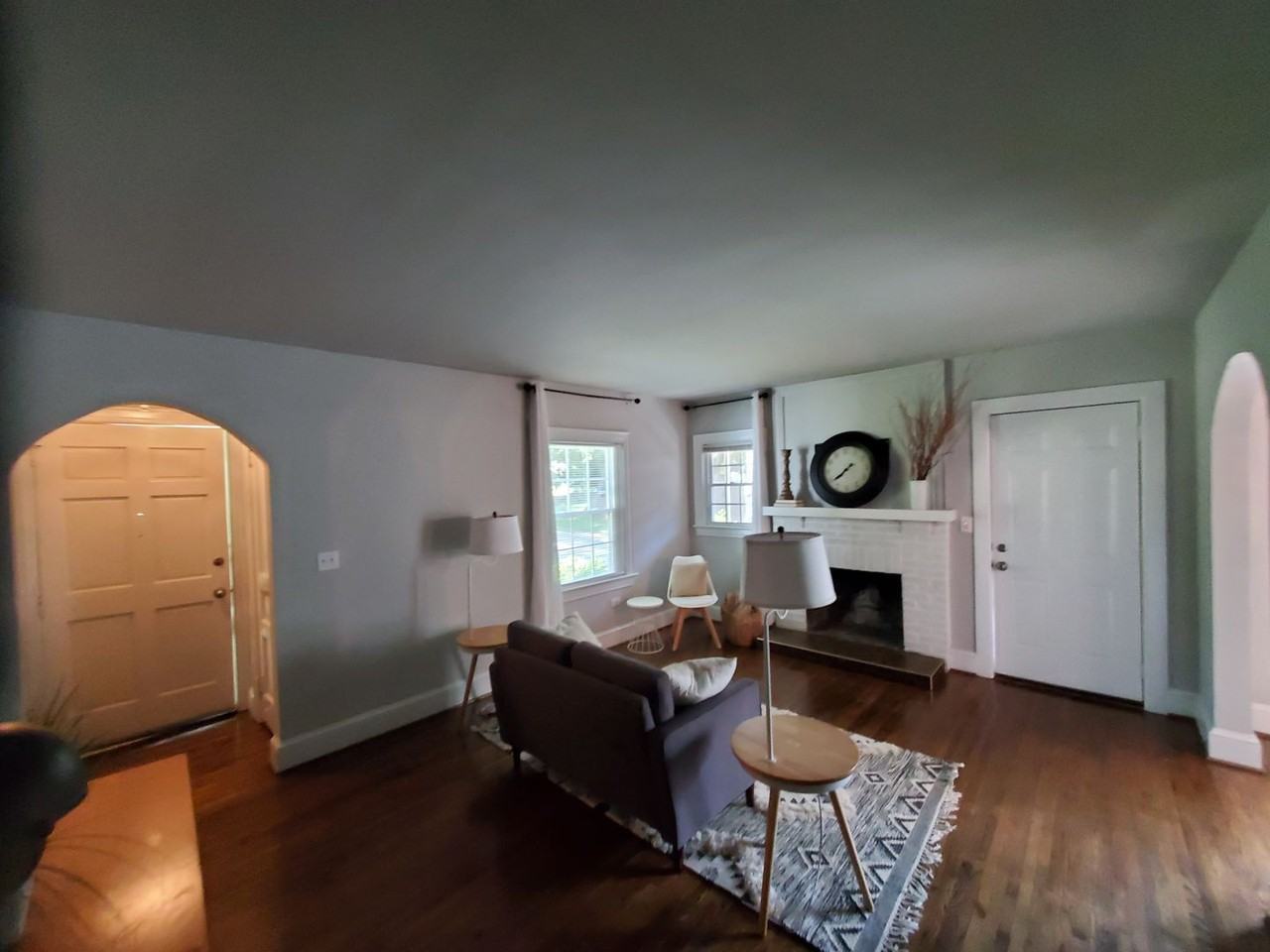 3412 Washburn Ave - Photo 2 of 24