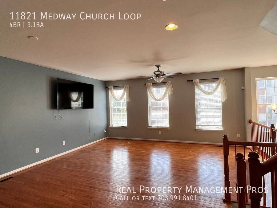 11821 Medway Church Loop - Photo 3 of 27