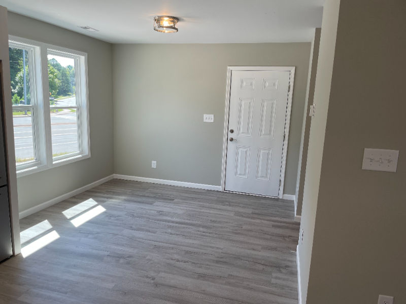 409 Sage Rd #B - Photo 3 of 12