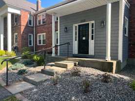 1233 Main St #B - Photo 1 of 1