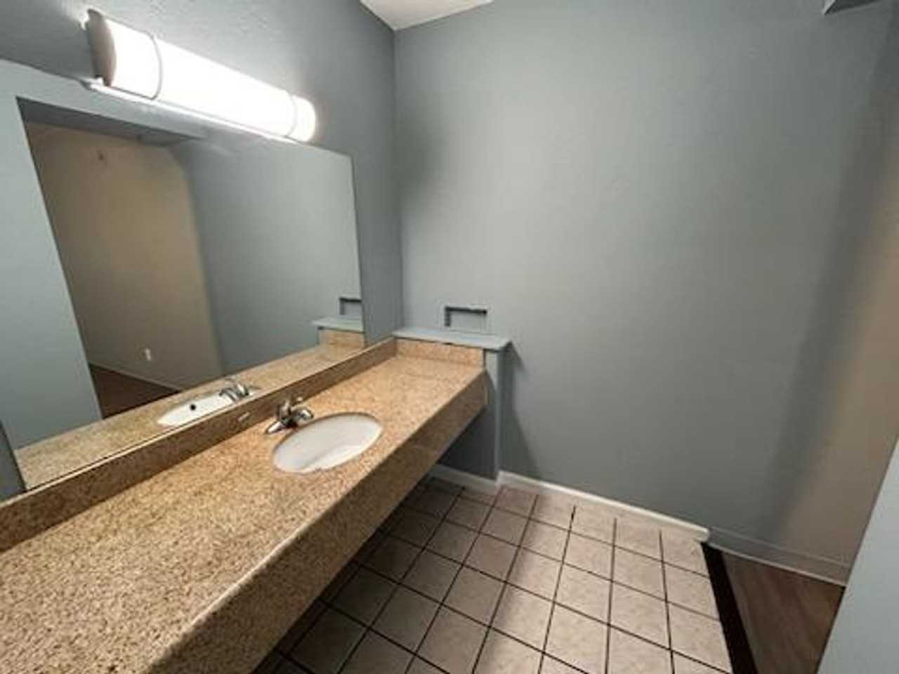 2457 E Pikes Peak Ave #240 - Photo 3 of 14