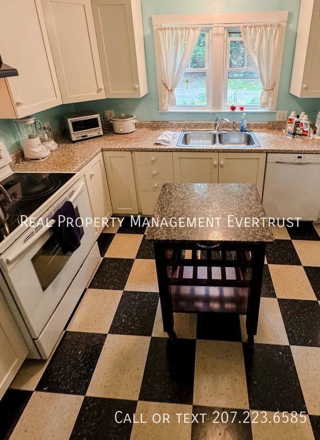 2 Davcarley Rd - Photo 7 of 16