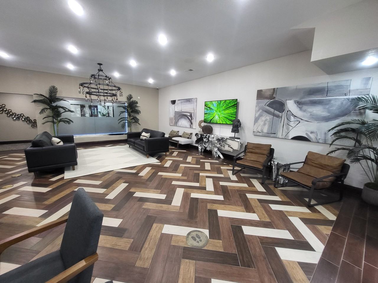 Lavera at Lake Highlands - Photo 2 of 40