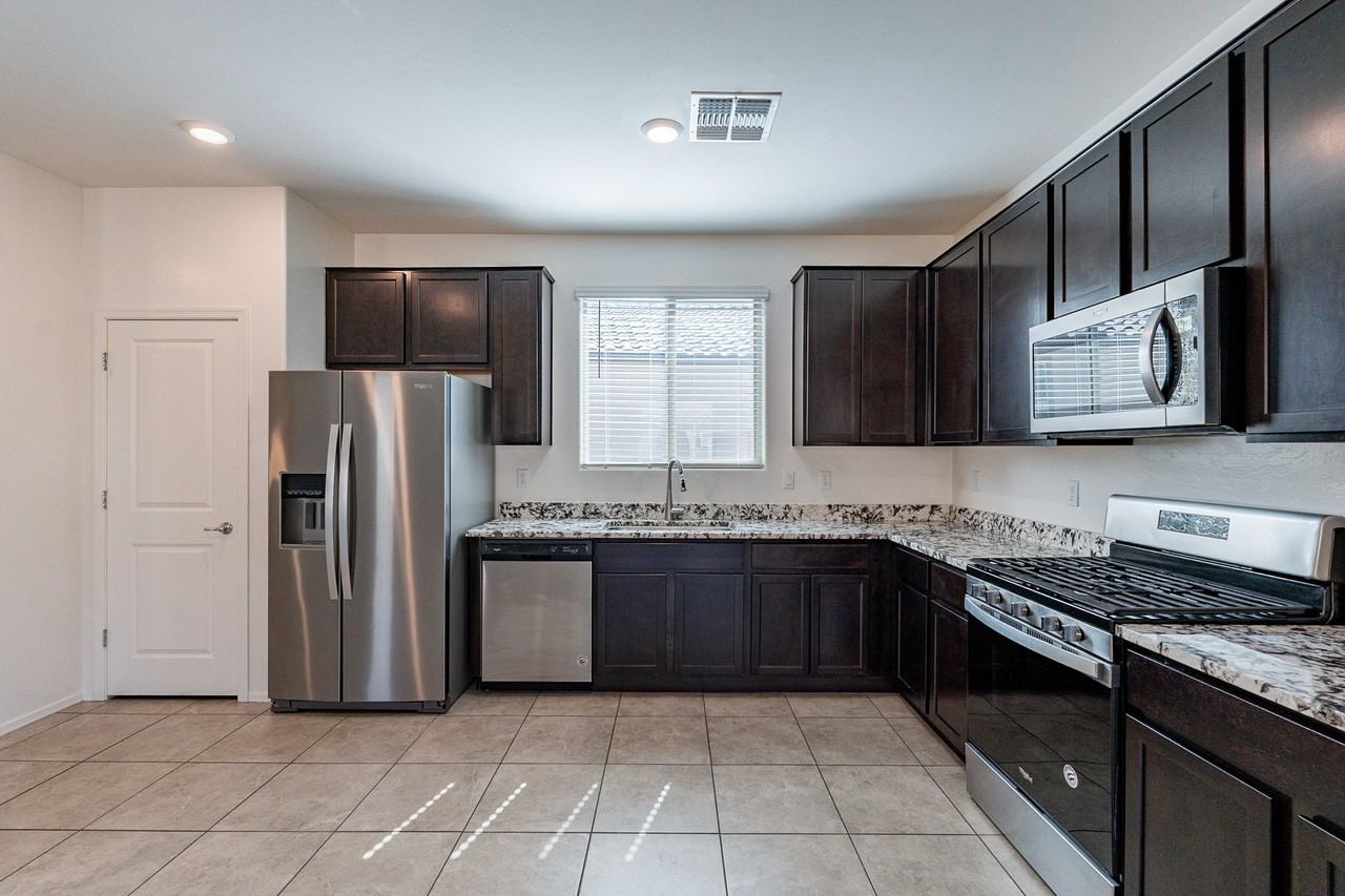 908 W Calle Sucre #NA - Photo 4 of 37