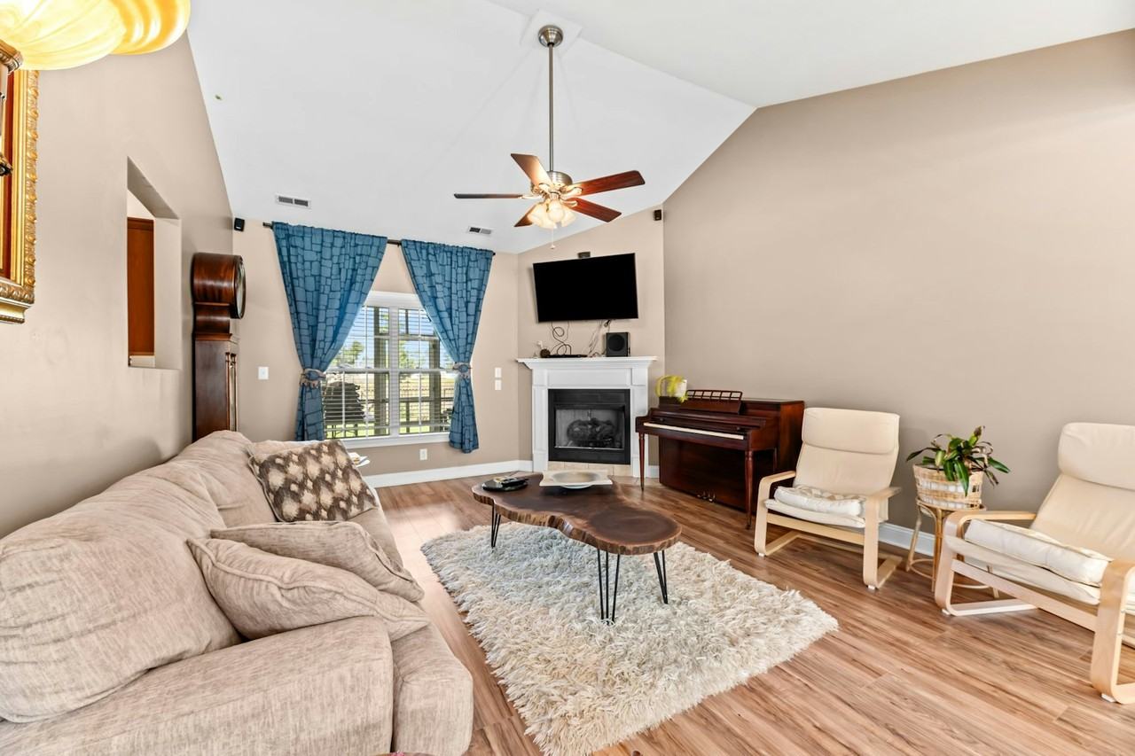 3234 Austin Avenue - Photo 7 of 46