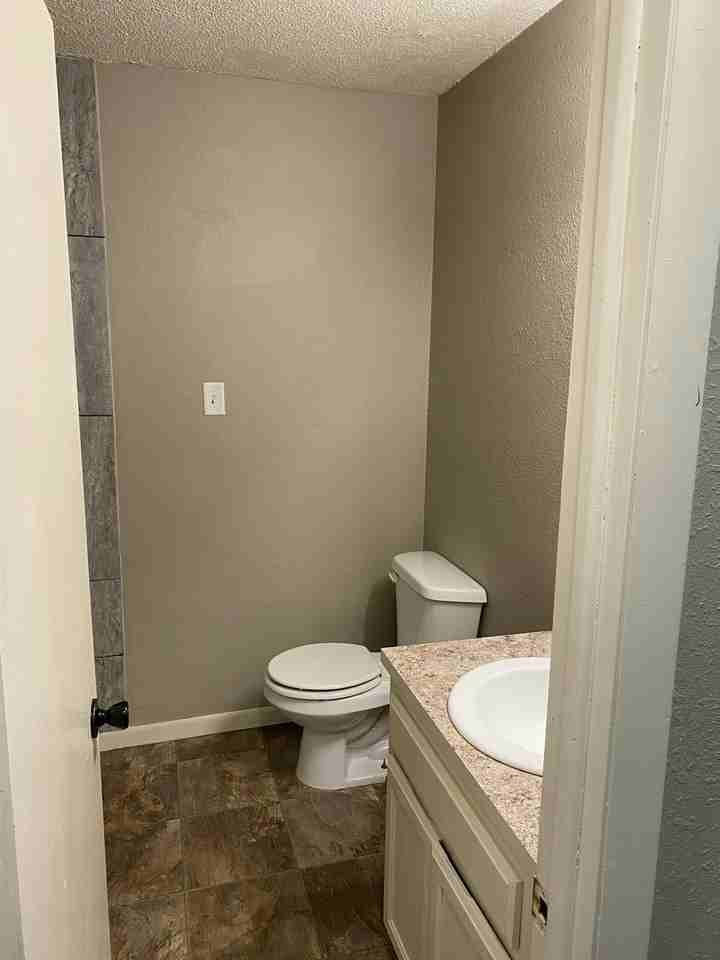 2900 South 14th Street, Unit 2 - Photo 3 of 6