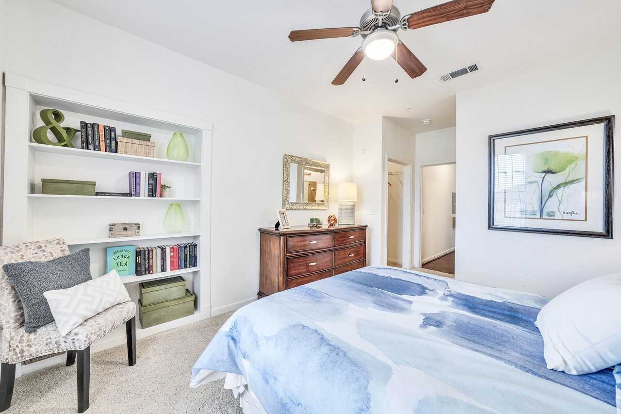 Villas Tech Village - Photo 2 of 50