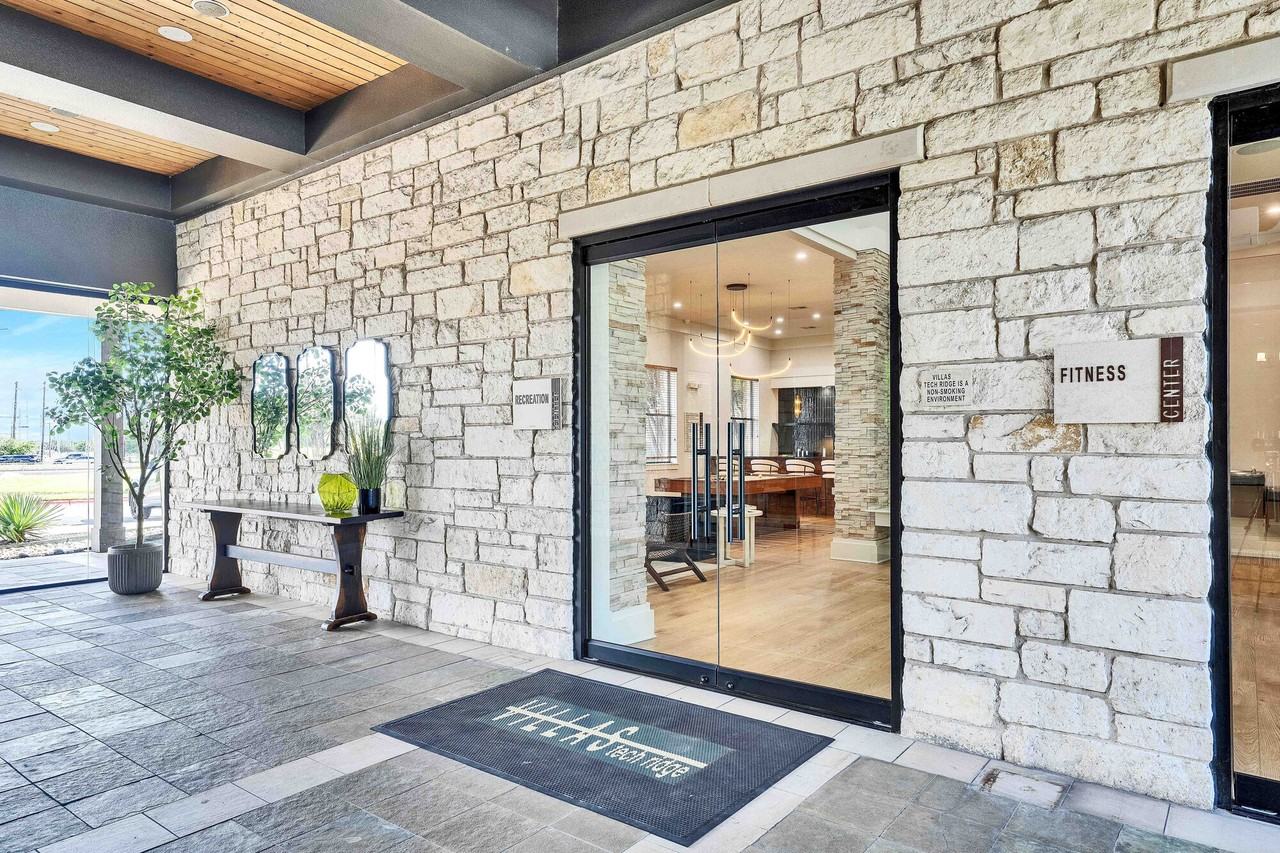 Villas Tech Village - Photo 3 of 50