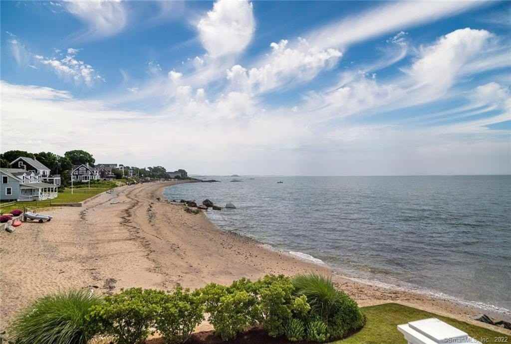 43 Soundview Ave - Photo 6 of 31