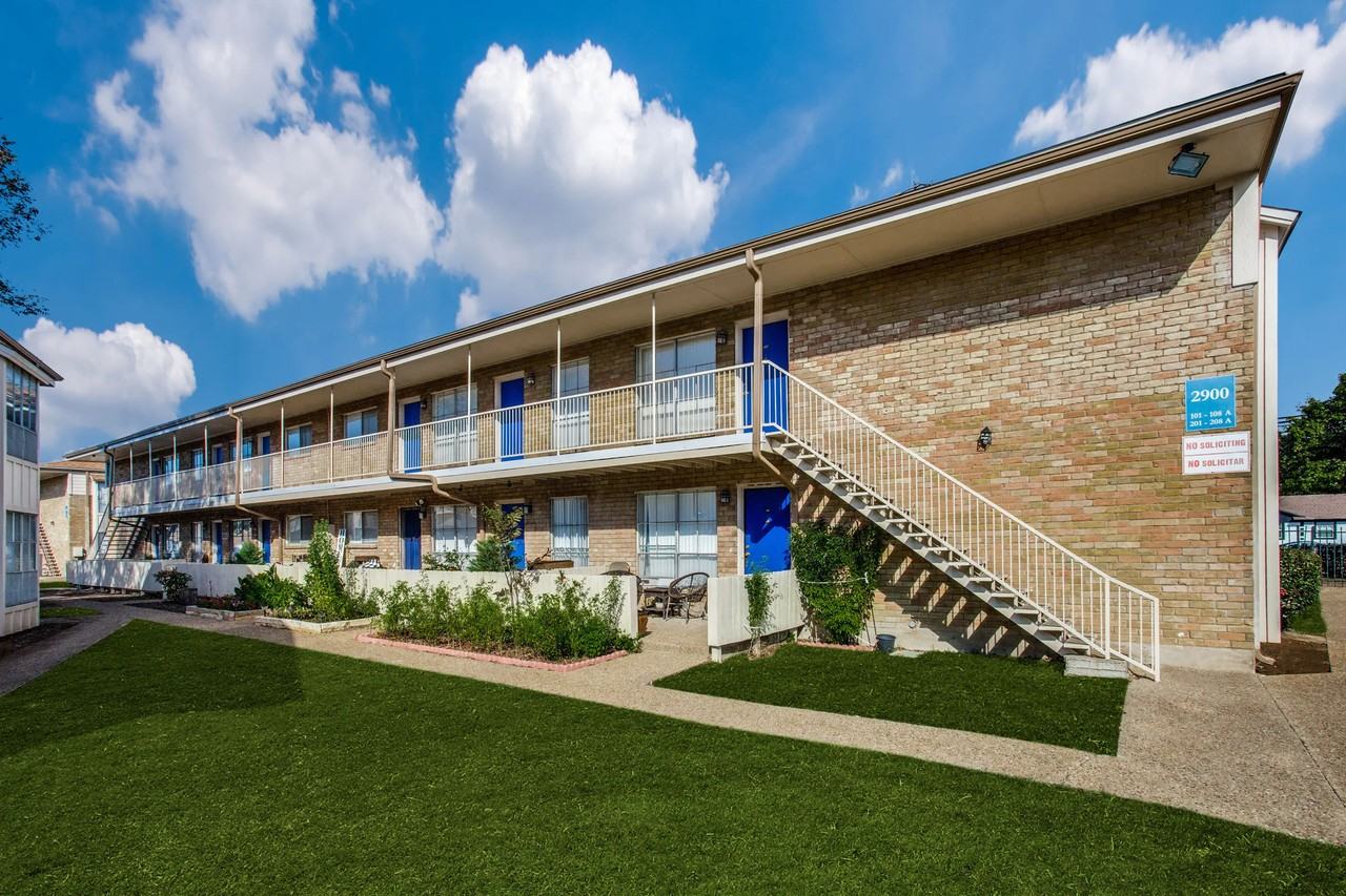 Woodgate Apartments - Photo 3 of 28