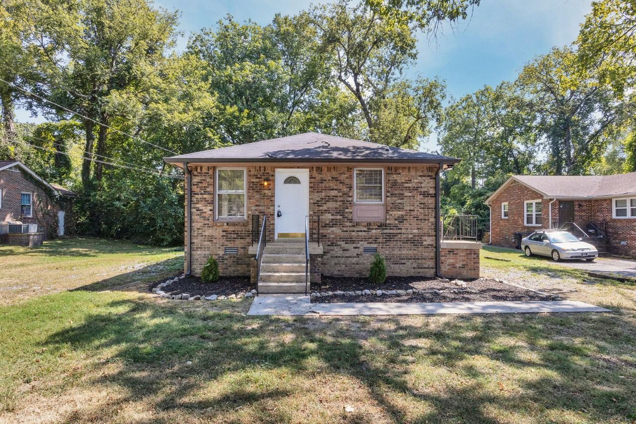 3108 Lealand Ln #A - Photo 5 of 24