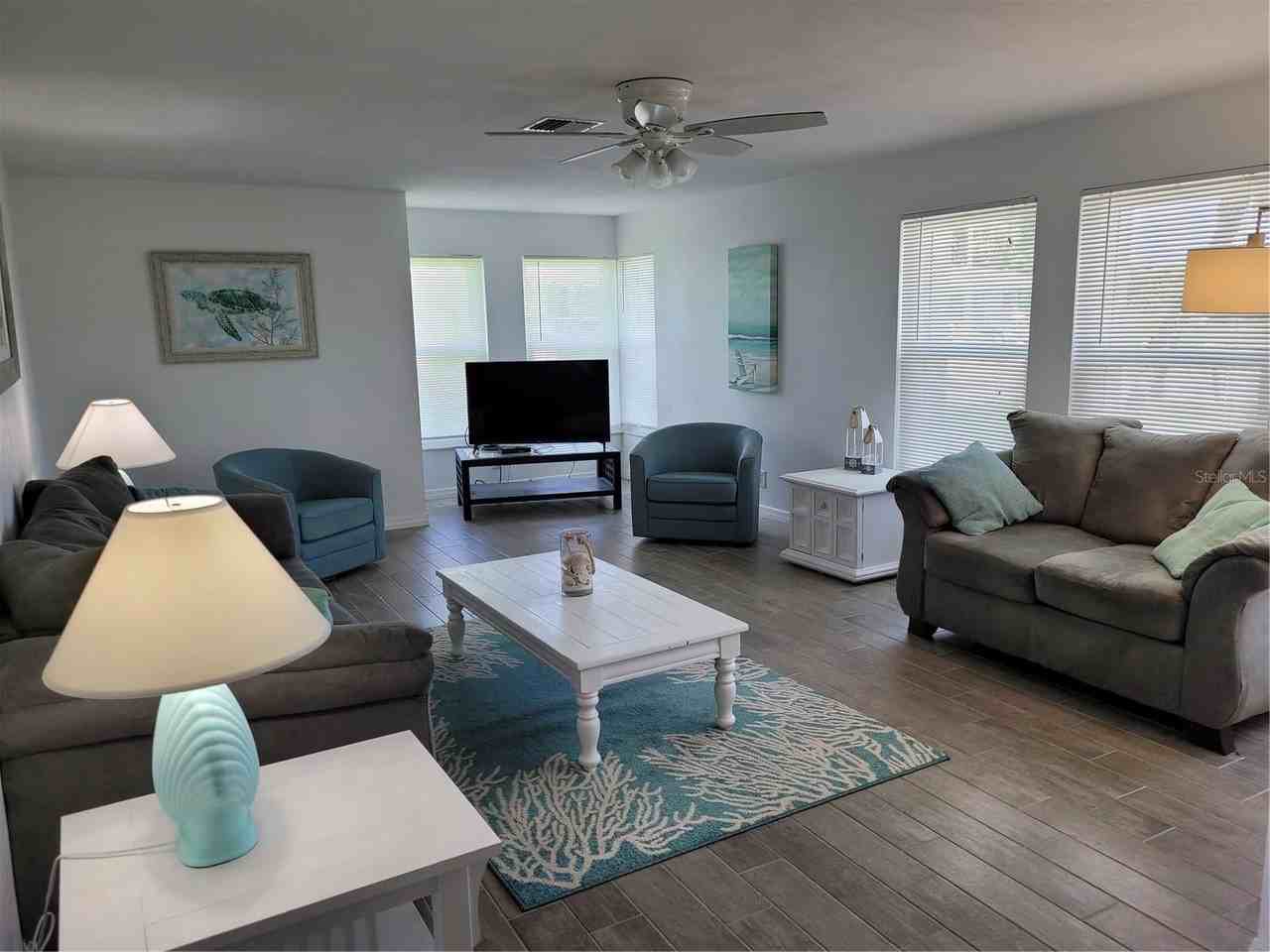 18 Golfview Court - Photo 2 of 27