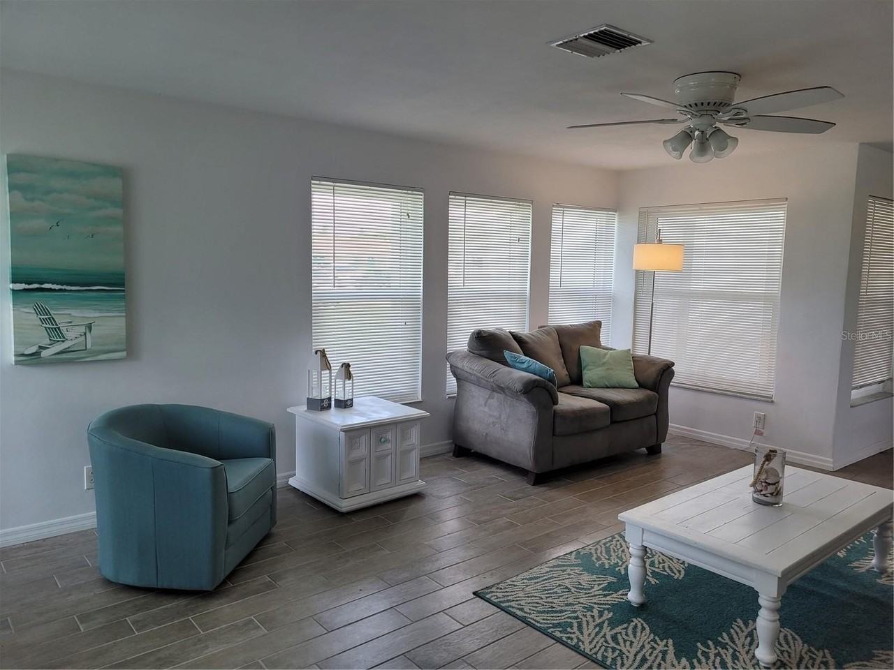 18 Golfview Court - Photo 3 of 27