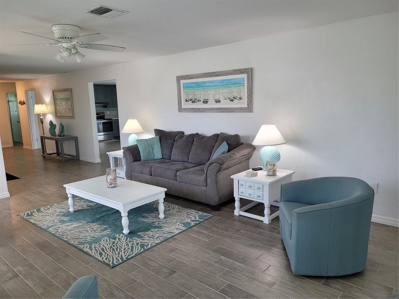 18 Golfview Court - Photo 4 of 27