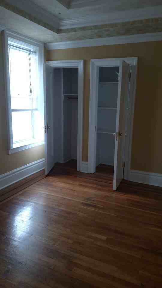 31-65 30th Street - Photo 2 of 5