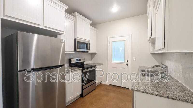 1007 Sparrow Cv Unit B - Photo 3 of 9