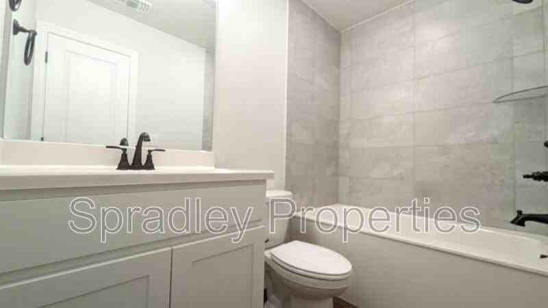 1007 Sparrow Cv Unit B - Photo 7 of 9