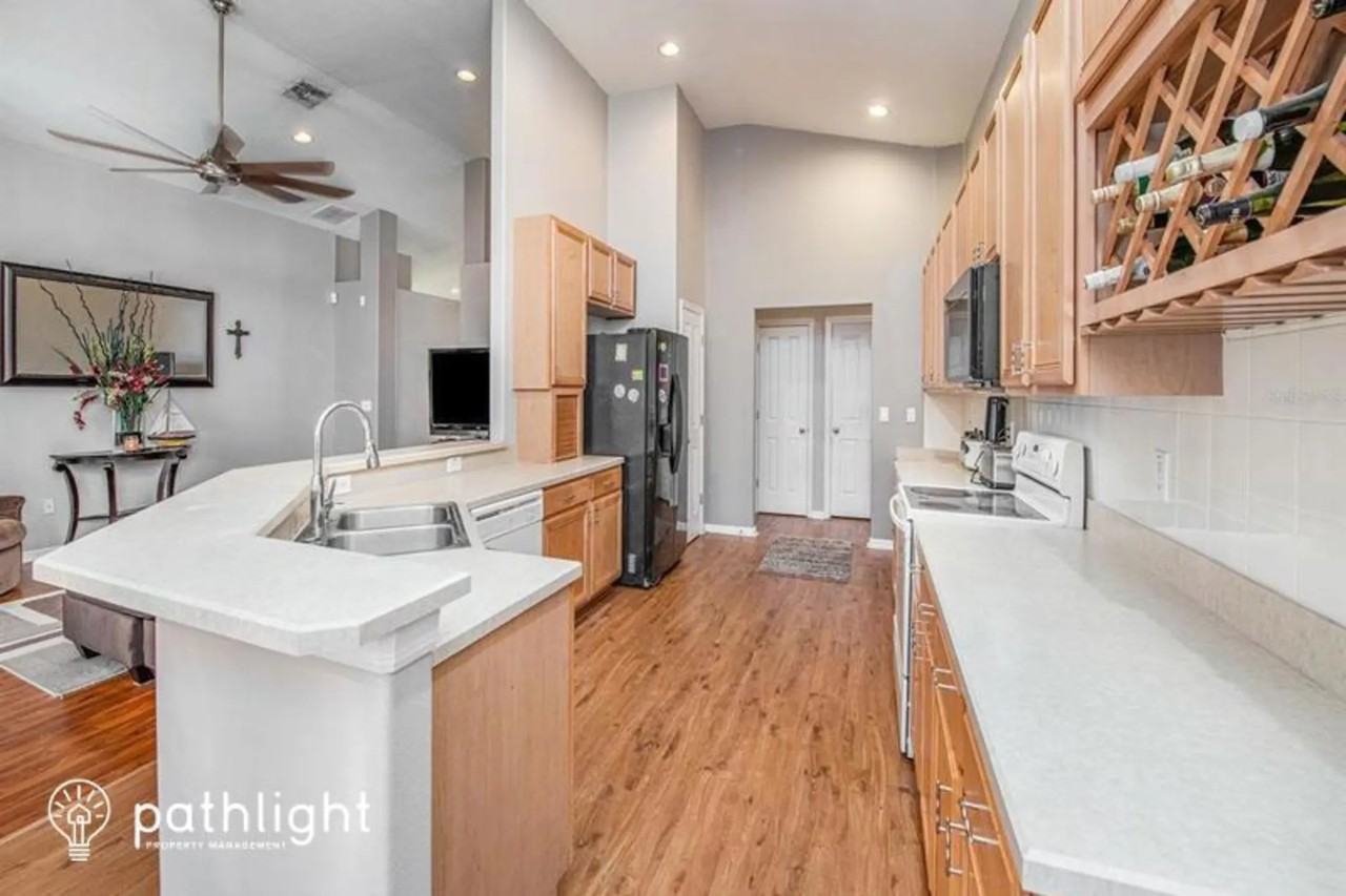 23113 Emerson Way - Photo 3 of 14