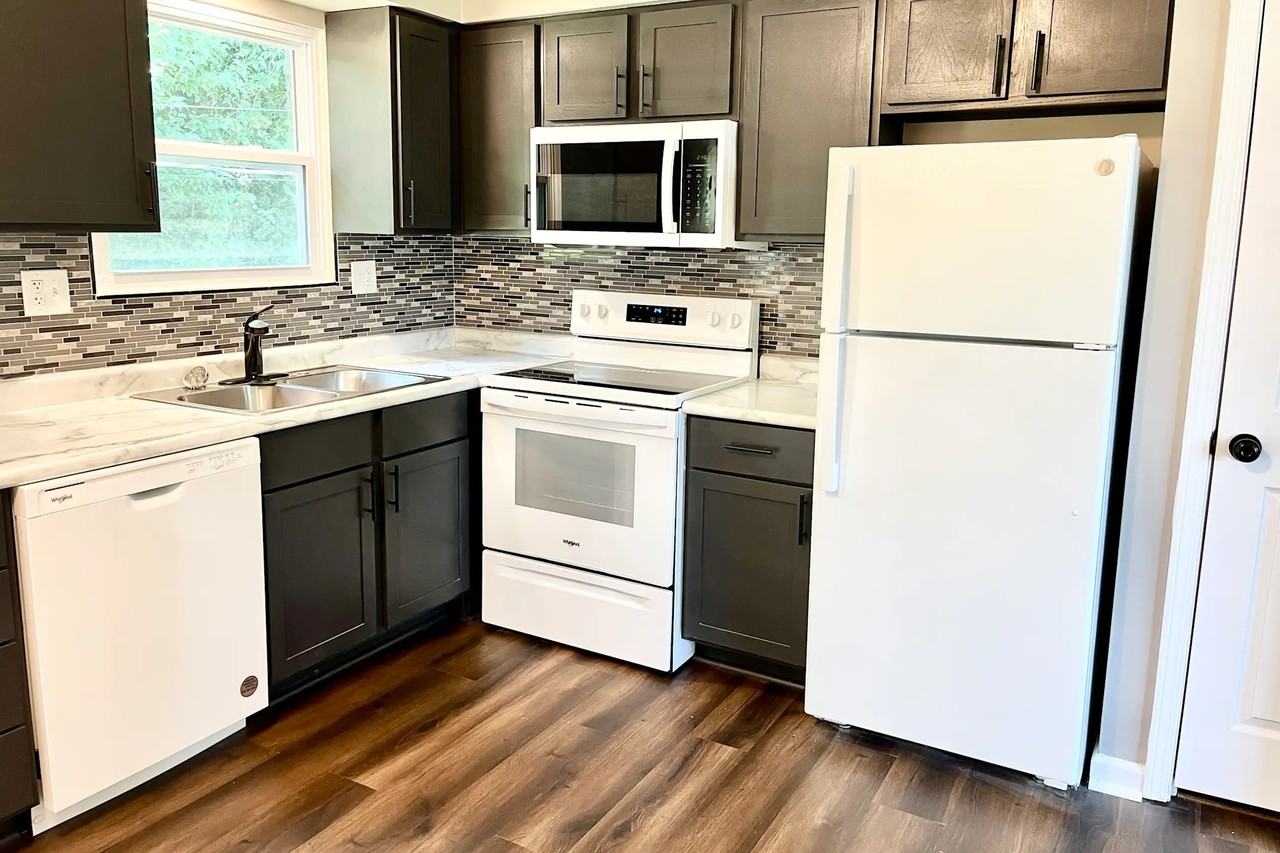 2714 N 53rd Ter - Photo 2 of 20