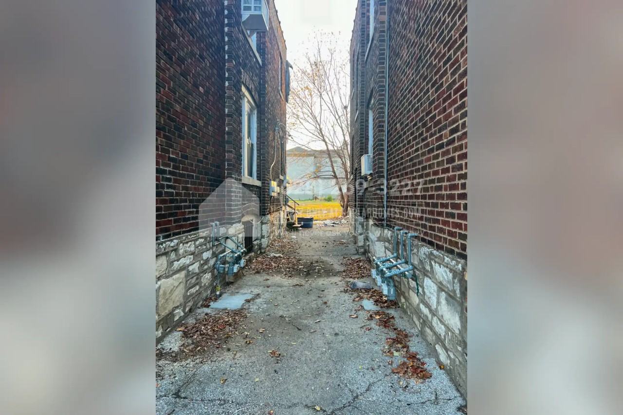 4502 Saint Louis Ave - Photo 3 of 3