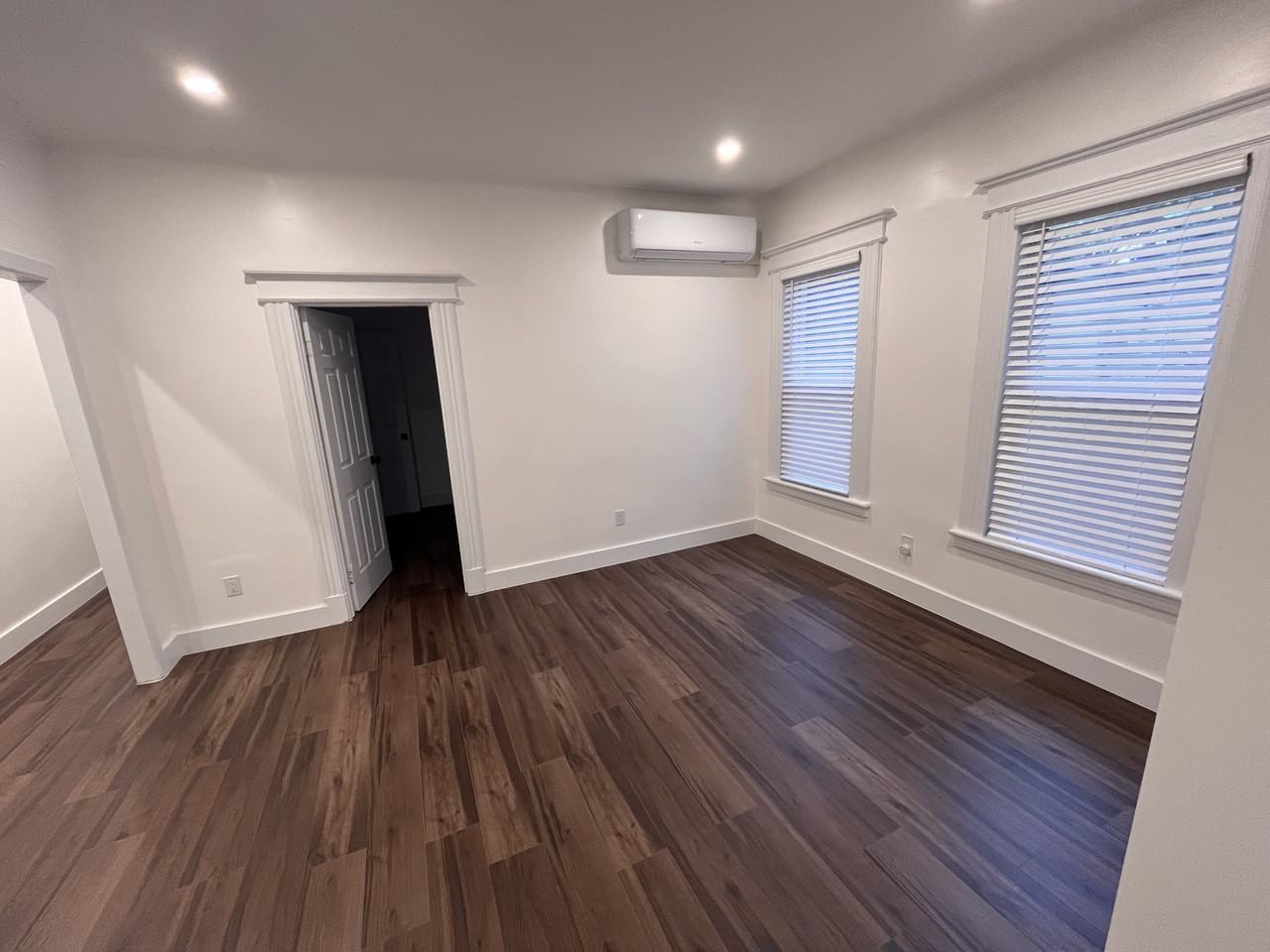 9108 110th St #2 - Photo 3 of 11