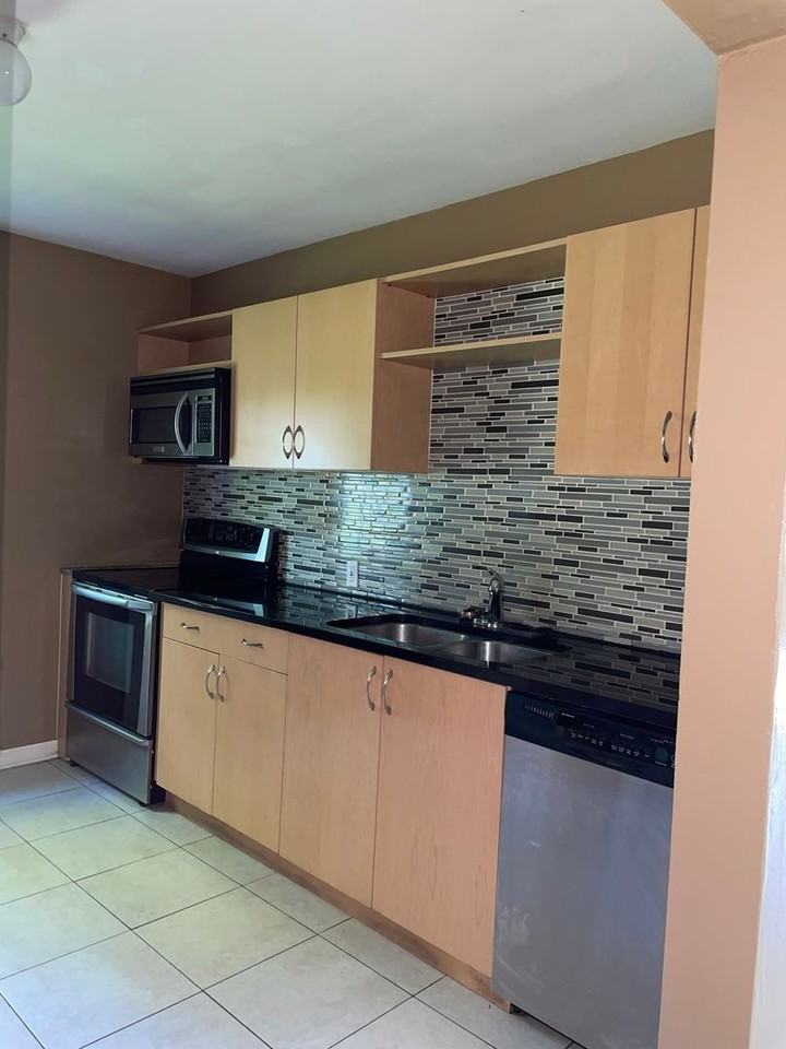 6021 Antrim St - Photo 2 of 10