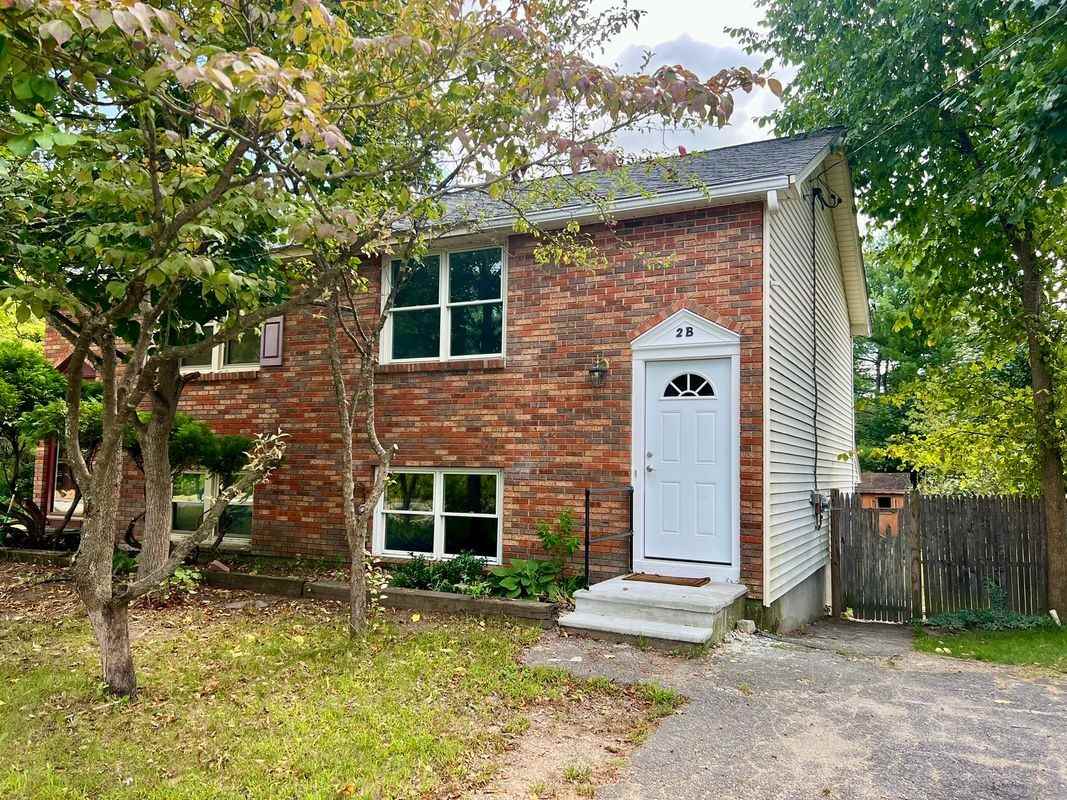 2B Scotia Dr - Photo 2 of 11