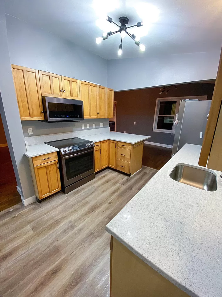 1467 Easton Rd - Photo 5 of 8