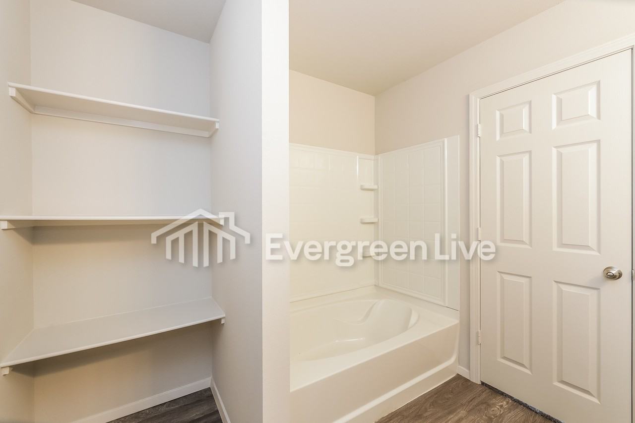 120 Ellis Dr - Photo 7 of 15