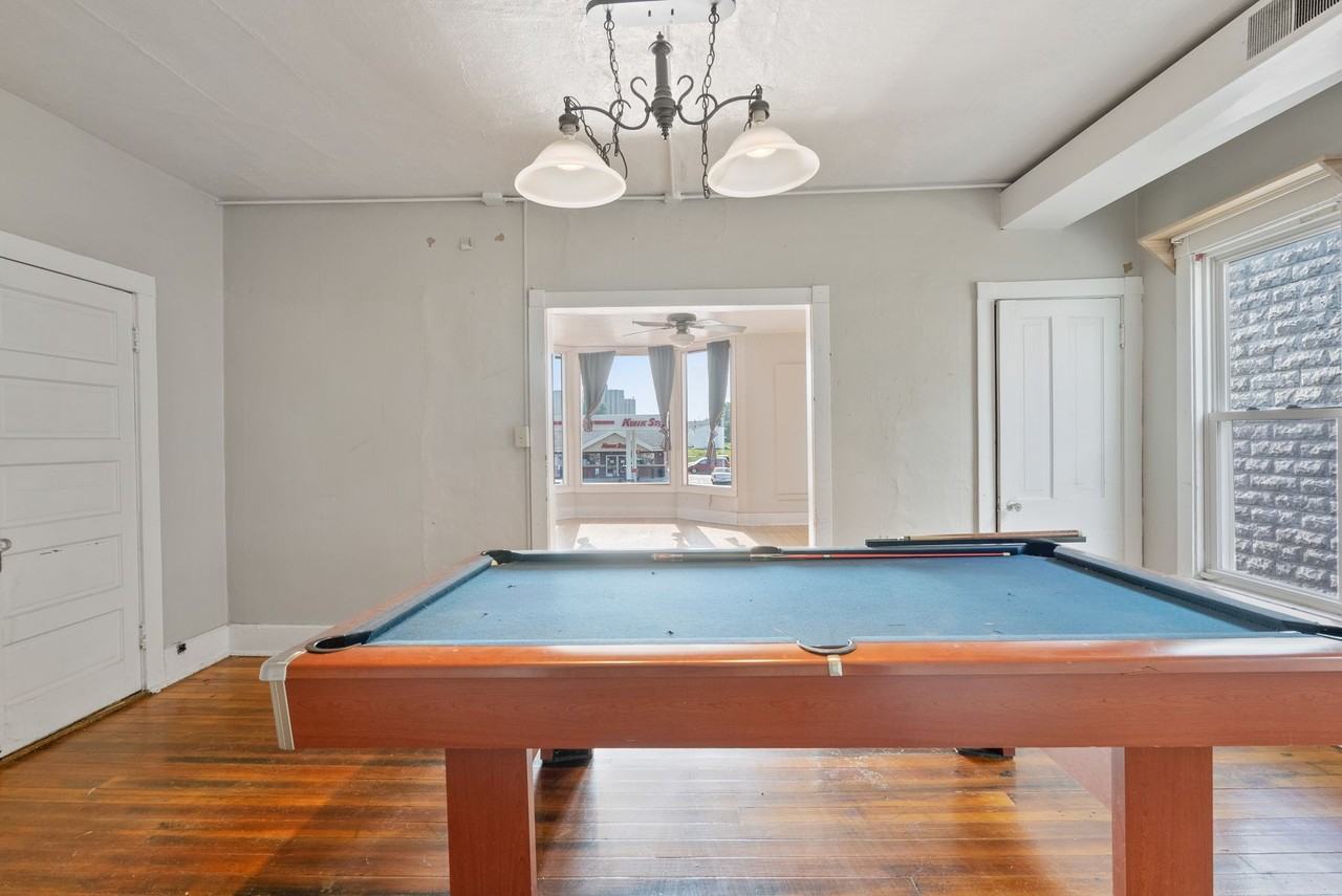 2020 College Street - Photo 4 of 25