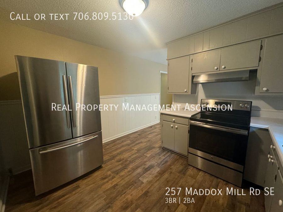 257 Maddox Mill Rd Se - Photo 2 of 34