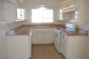 featured image of 1011 W Duarte Rd