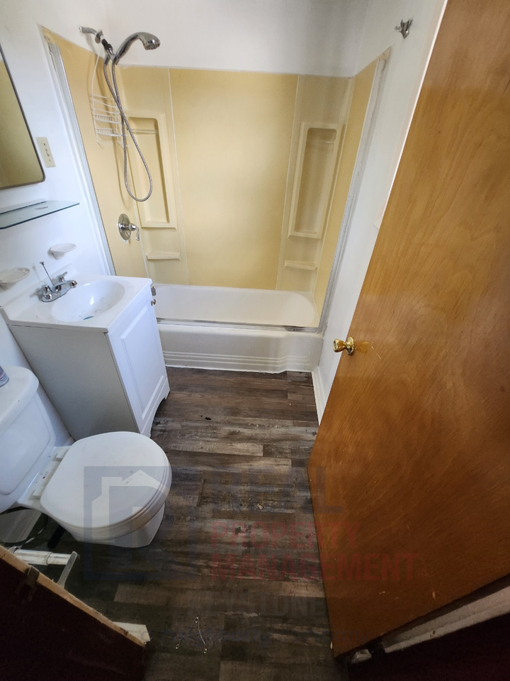 22 Linden Street - Photo 3 of 7