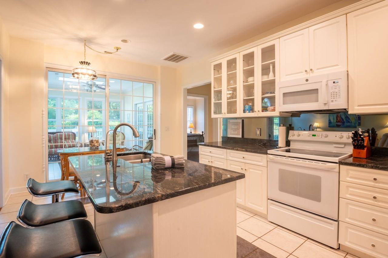 3326 Grace by the Sea @ 3326 St. James Dr - Photo 4 of 41