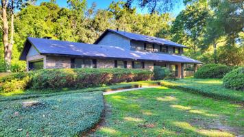 featured image of 2630 Nw 27th Ter