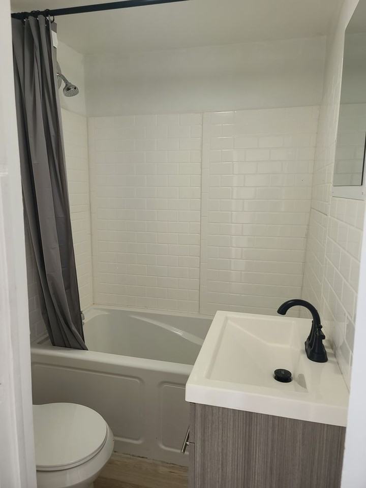 210 W Union St - Photo 5 of 5