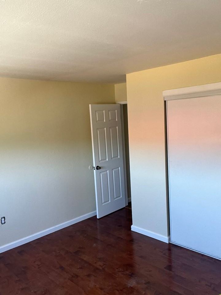 Shepherd Avenue - Photo 3 of 6