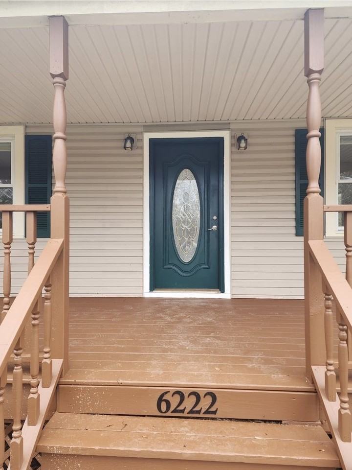 6222 Highland Dr - Photo 4 of 23
