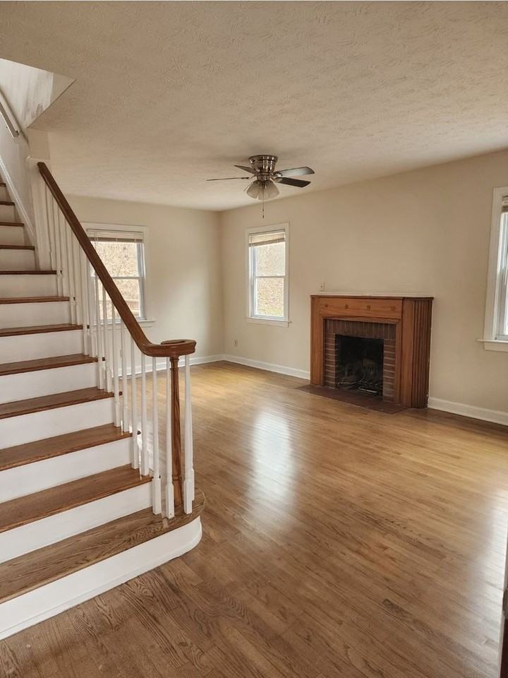 6222 Highland Dr - Photo 5 of 23