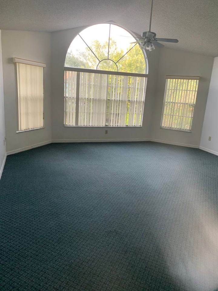 2719 N Poinciana Blvd - Photo 4 of 17