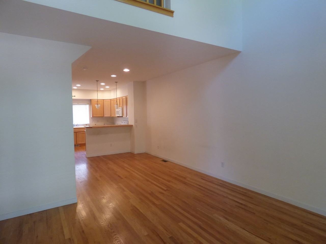 818 S Terry St - Photo 2 of 14