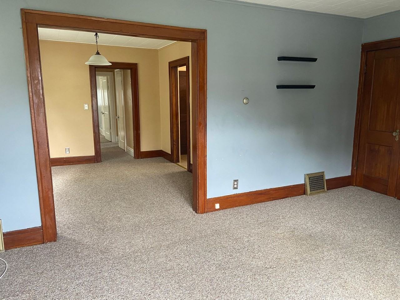 39 Somerton - Photo 3 of 13