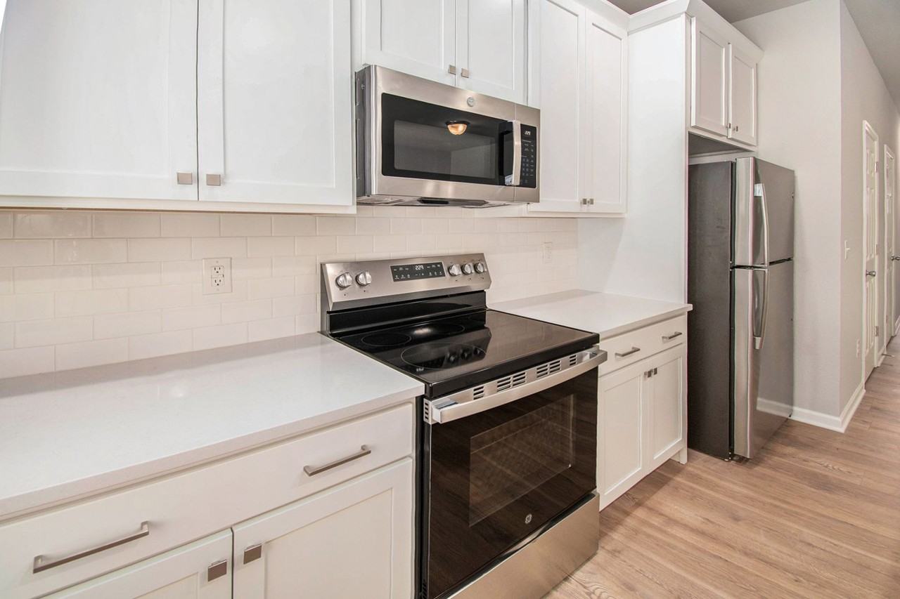 3525 E Sedge Wren Dr Sw - Photo 3 of 21