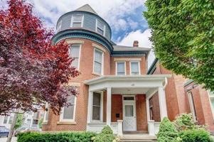 featured image of 128 King Ave