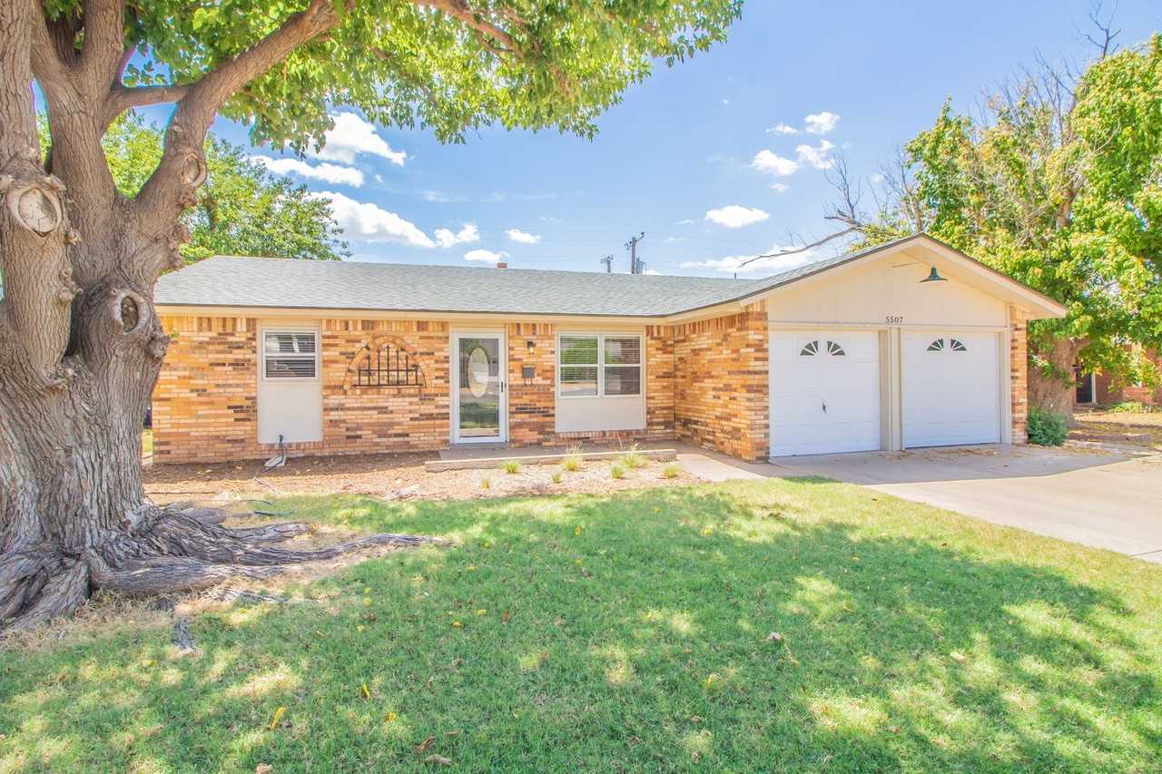 5507 12th St - Photo 2 of 22