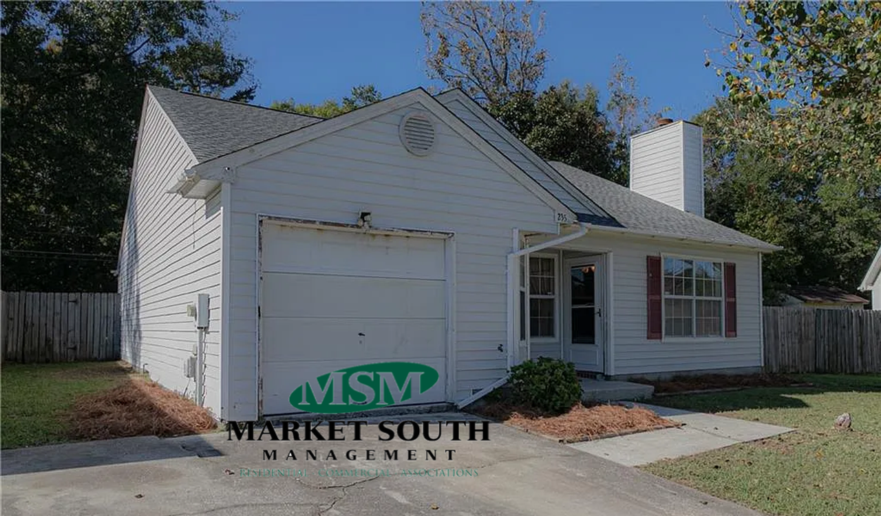 235 Laurelwood Dr - Photo 3 of 25