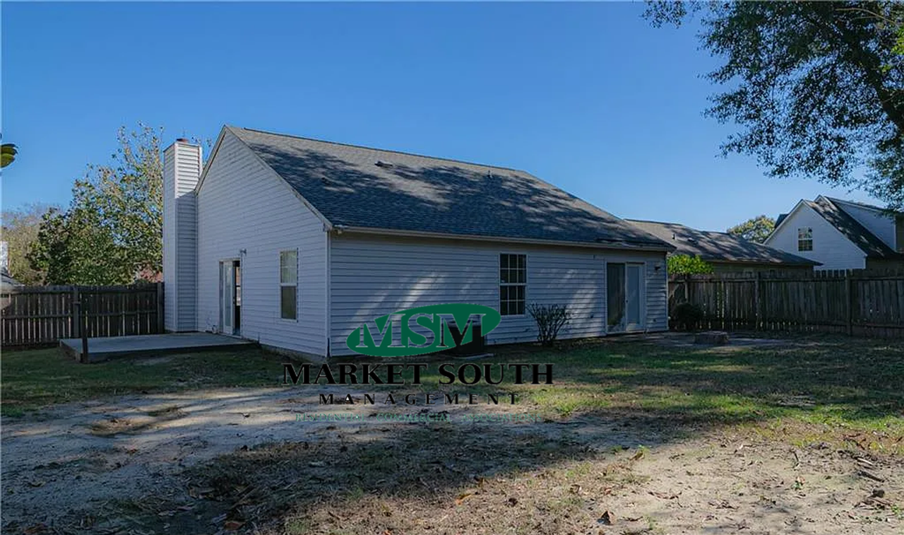 235 Laurelwood Dr - Photo 6 of 25