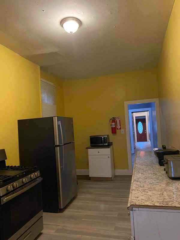 2029 W North Ave - Photo 3 of 4