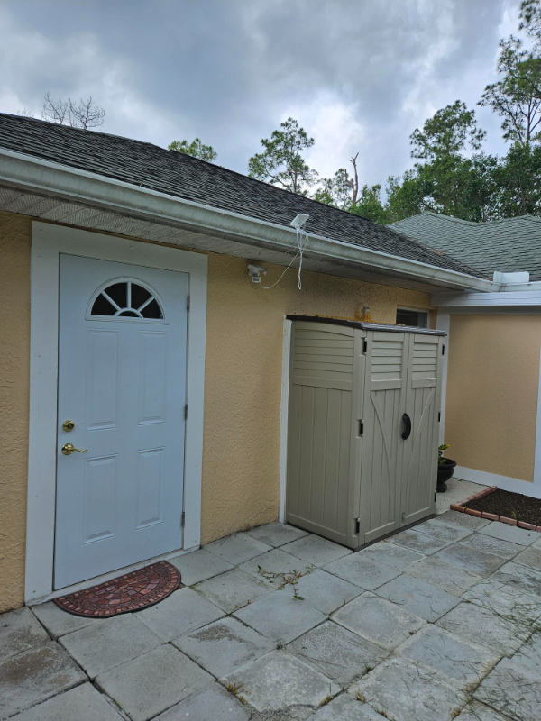 4345 16th Ave Se - Photo 3 of 13