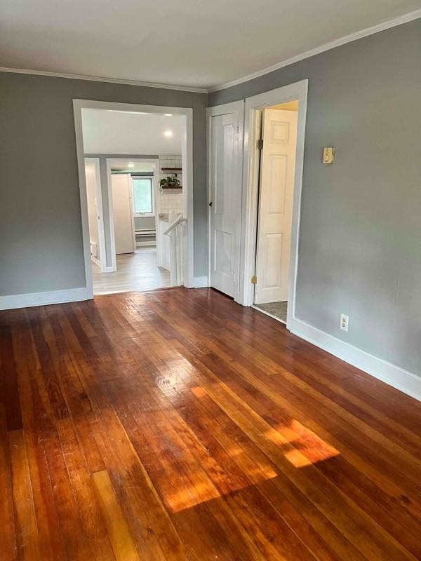 74 E Prospect St #3COTTAGE - Photo 3 of 11